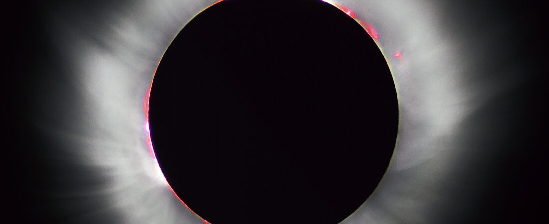 Eclipses en astrología: significado simbólico y cómo leerlos